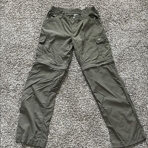 The North Face Women’s Olive Cargo Pants